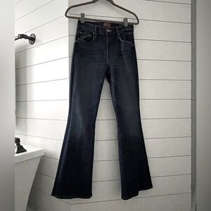 Mother Weekender Jeans